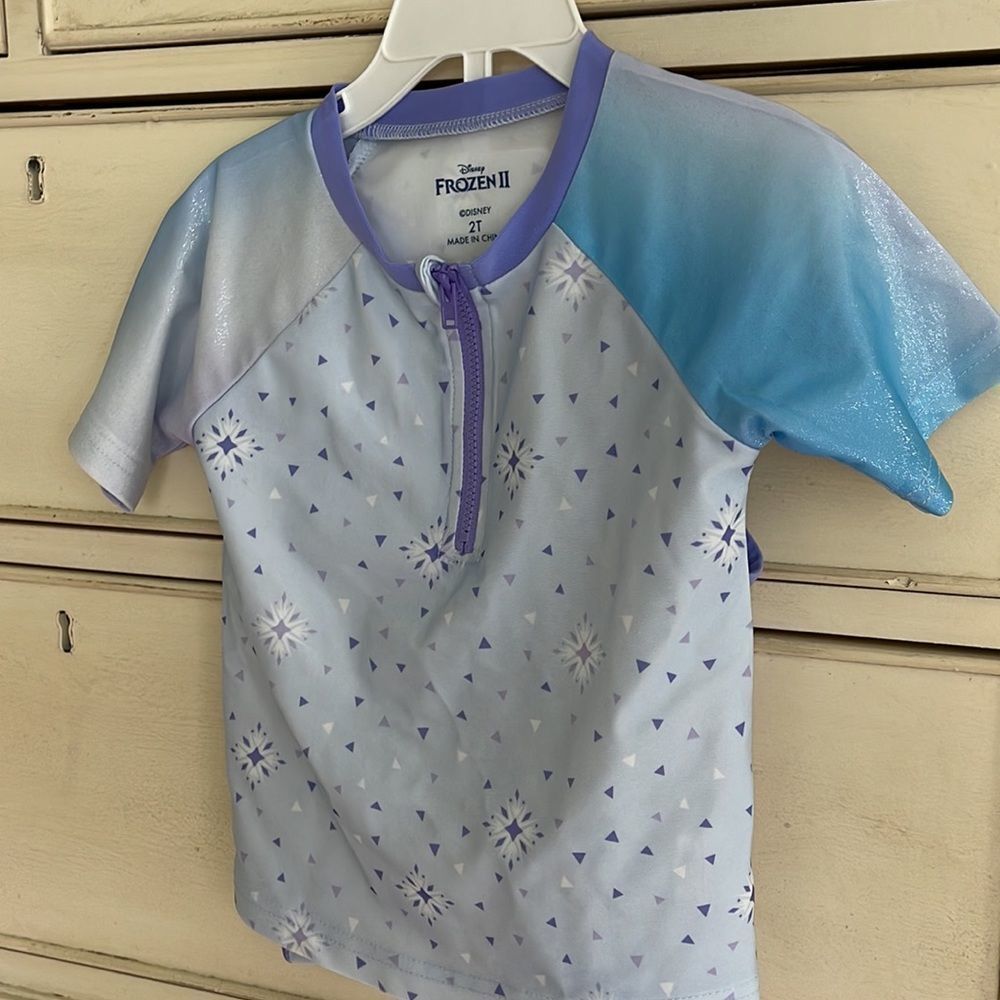 Disney Frozen 3 piece swim wear 2T - Picture 6 of 9